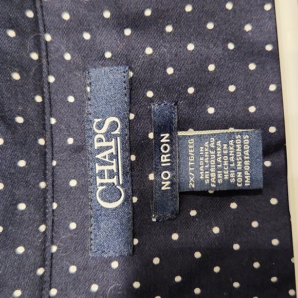 Button up - Picture 2 of 2